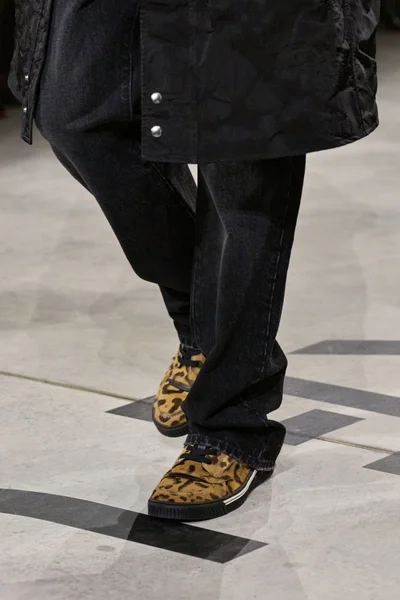 Look 145